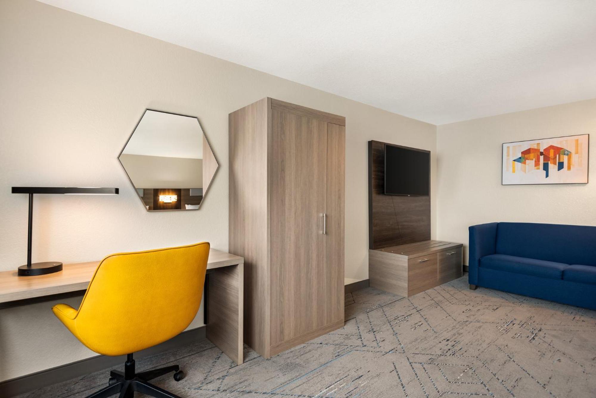 Holiday Inn Express Morgantown By Ihg Экстерьер фото