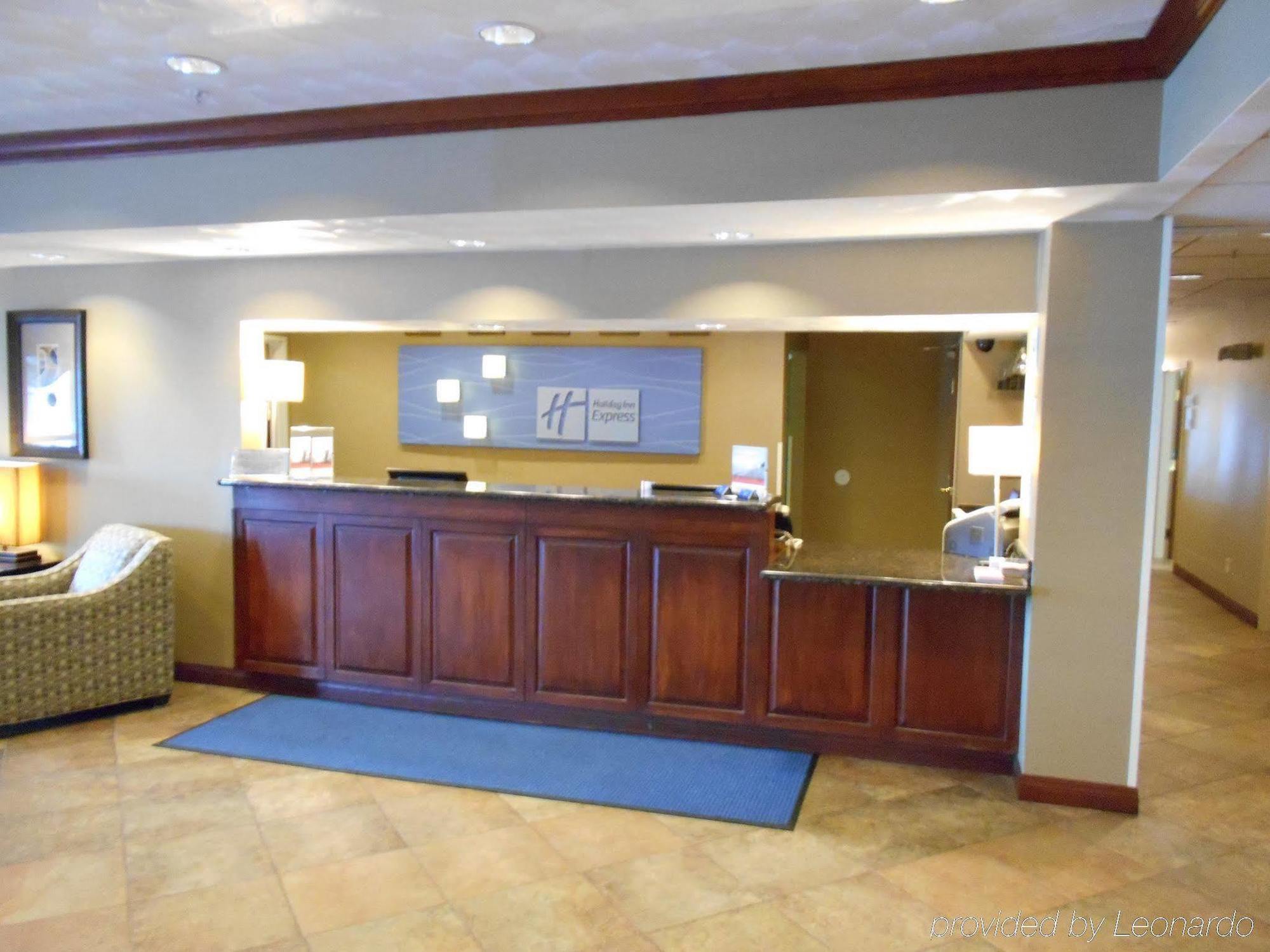 Holiday Inn Express Morgantown By Ihg Экстерьер фото
